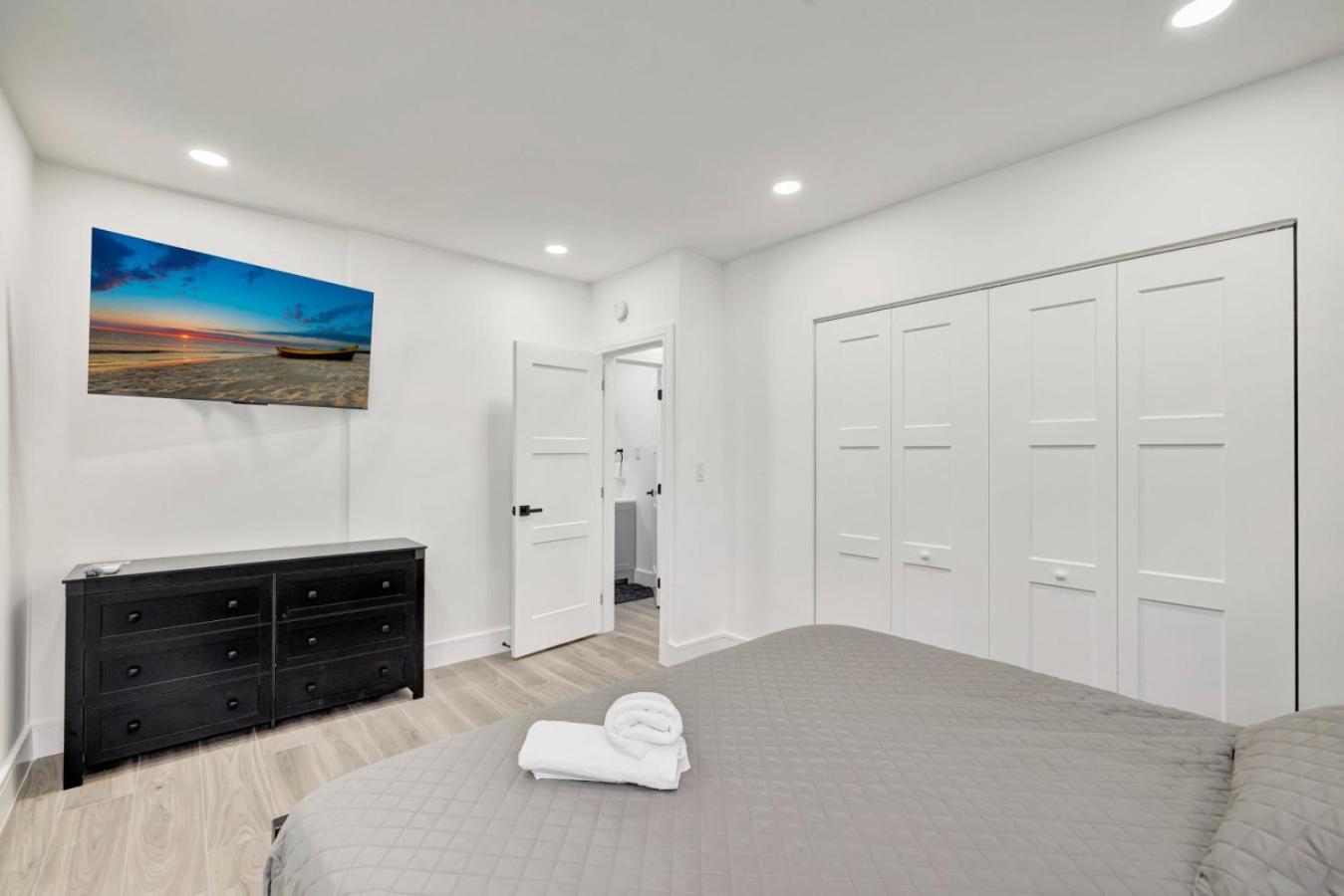 Banyan St 2br 1ba Off Olas- Steps To Unit 4 Fort Lauderdale